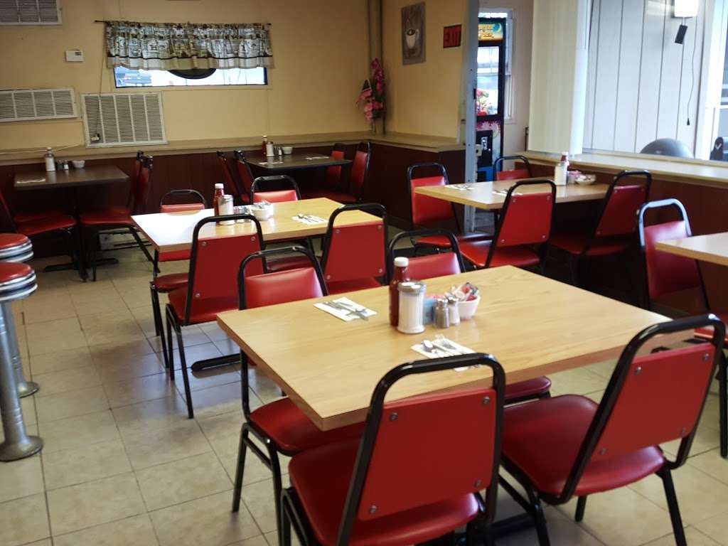 309 Truck Stop | 1720 PA-309, Coopersburg, PA 18036, USA | Phone: (610) 282-4011