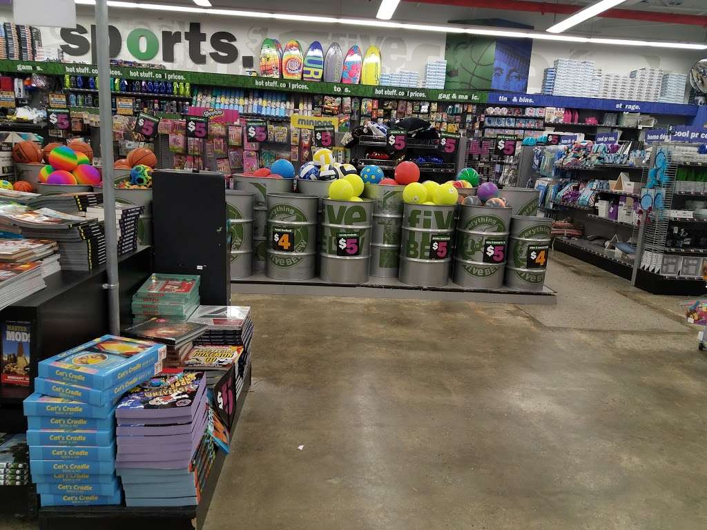 Five Below | 2845 Richmond Ave #3, Staten Island, NY 10314, USA | Phone: (718) 698-1631