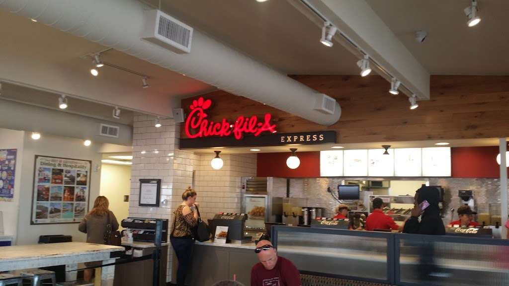 Chick-Fil-A Express | 2428 Seawall Blvd, Galveston, TX 77550, USA | Phone: (409) 766-7819