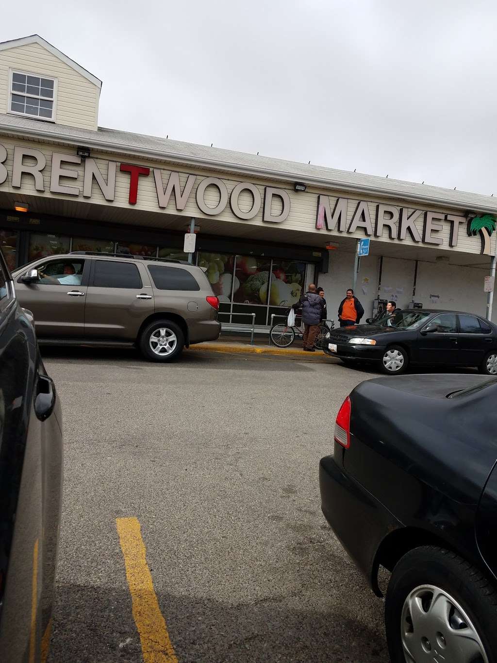 Brentwood Market Inc | 1626 Brentwood Rd, Brentwood, NY 11717, USA | Phone: (631) 231-3552
