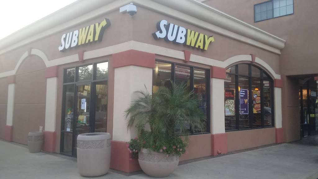 Subway Restaurants | 6599 Collins Dr, Moorpark, CA 93021 | Phone: (805) 529-3959