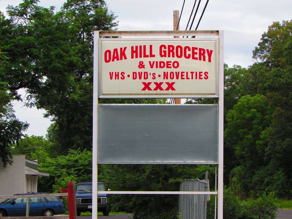 Oakhill Groceries | 2708 Berryville Pike, Winchester, VA 22603, USA | Phone: (540) 678-0156