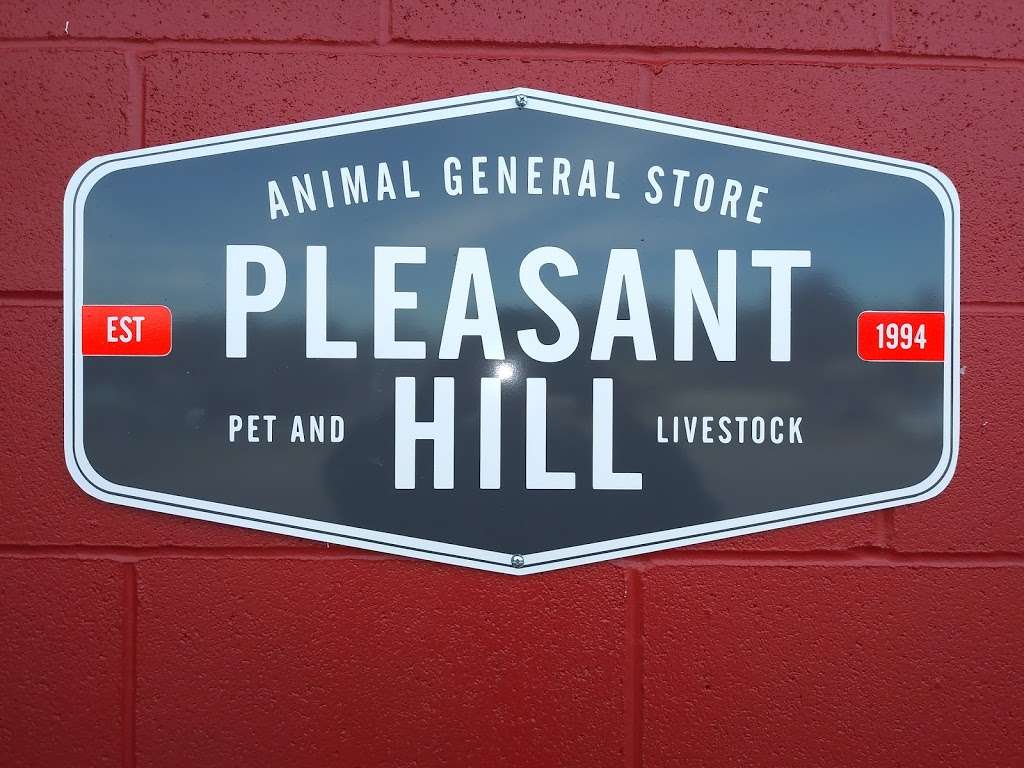 Pleasant Hill Pet & Livestock | 1007 High St, Pleasant Hill, MO 64080 | Phone: (816) 987-2097