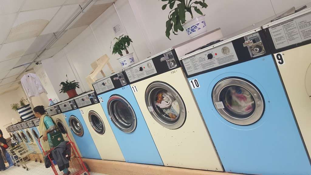 Laundromat | 83-03 101st Ave, Jamaica, NY 11416, USA