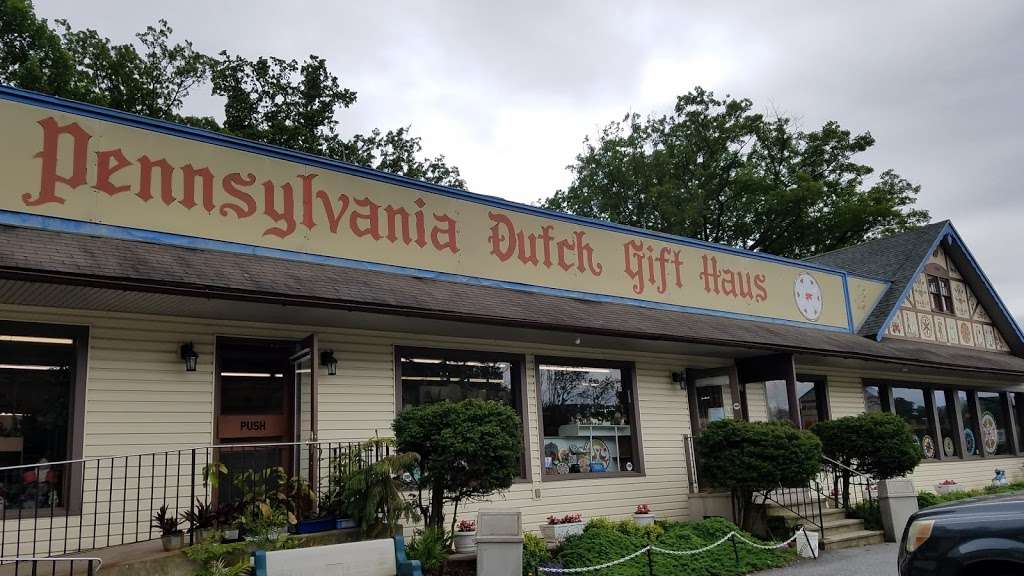 Penna Dutch Gift Haus | 93 Roadside Dr, Shartlesville, PA 19554, USA | Phone: (610) 488-6529