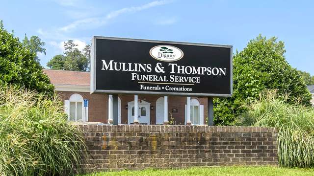 Mullins & Thompson Funeral Service | 1621 Jefferson Davis Hwy, Fredericksburg, VA 22401 | Phone: (540) 373-5842