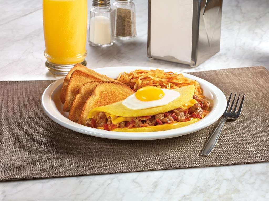 Dennys | 1412 Merritt Blvd, Dundalk, MD 21222, USA | Phone: (410) 282-5880