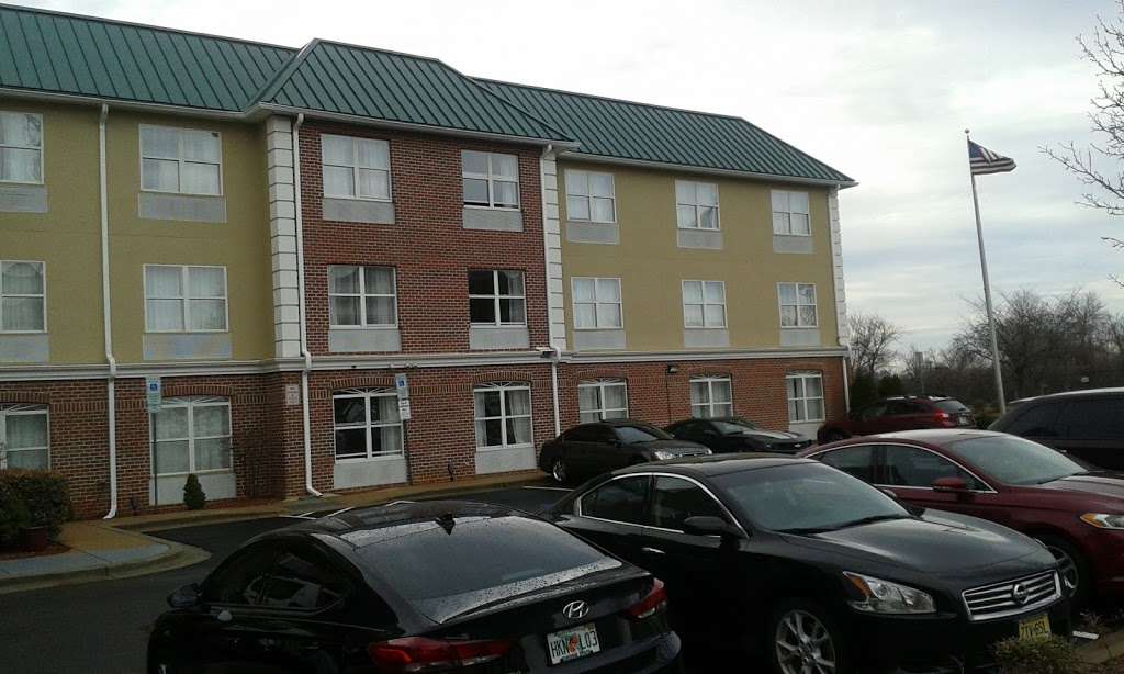 Country Inn & Suites by Radisson, Camp Springs (Andrews Air Forc | 4950 Mercedes Blvd, Camp Springs, MD 20746, USA | Phone: (240) 492-1070