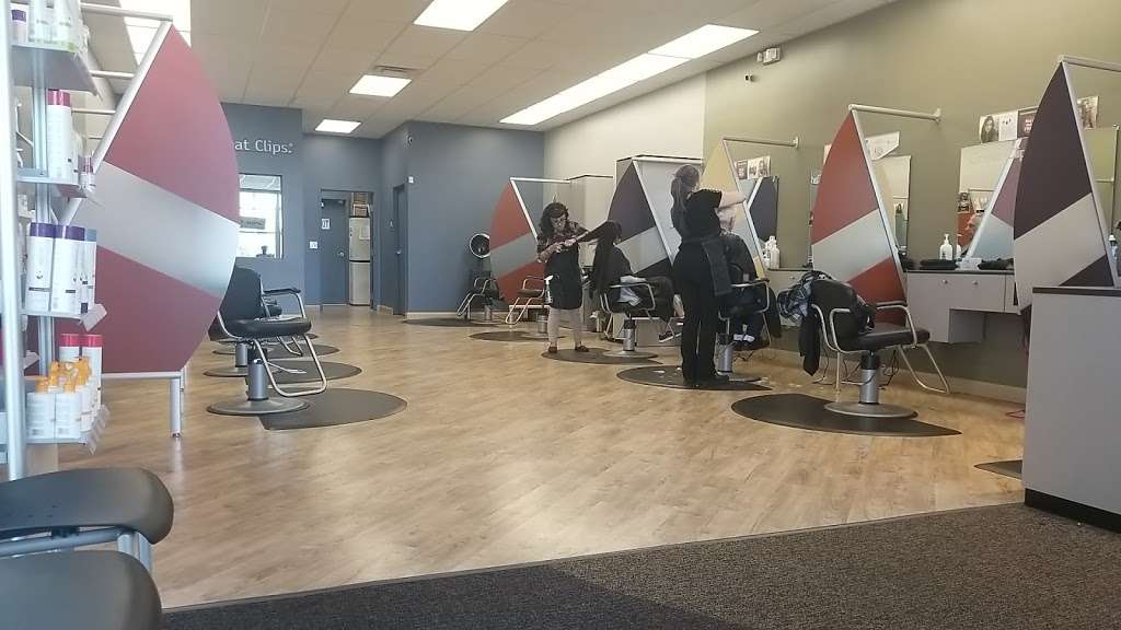 Great Clips | Wigwam Center, 126 N Stephanie St Ste 100, Henderson, NV 89074, USA | Phone: (702) 909-7800