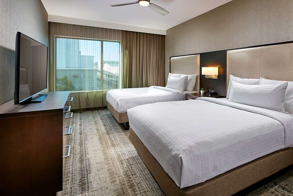 Homewood Suites by Hilton San Diego Downtown/Bayside | 2137 Pacific Hwy Suite B, San Diego, CA 92101, USA | Phone: (619) 696-7000