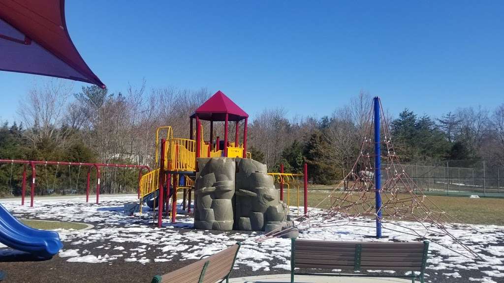 Holiday Hills Park | 10524 Vista Rd, Columbia, MD 21044 | Phone: (410) 313-4700