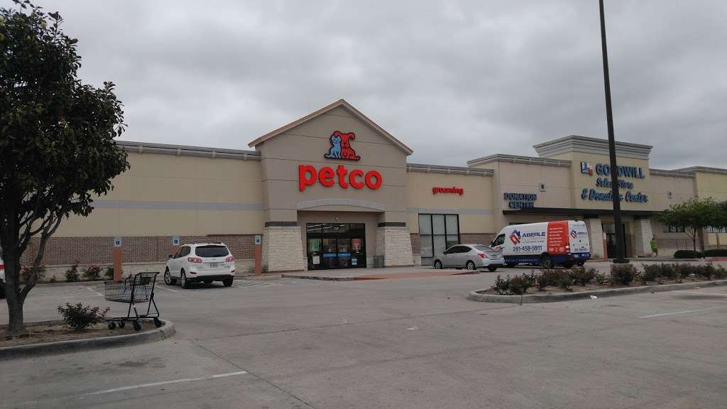 Petco | 9603 N Sam Houston Pkwy E, Humble, TX 77396, USA | Phone: (281) 319-4690