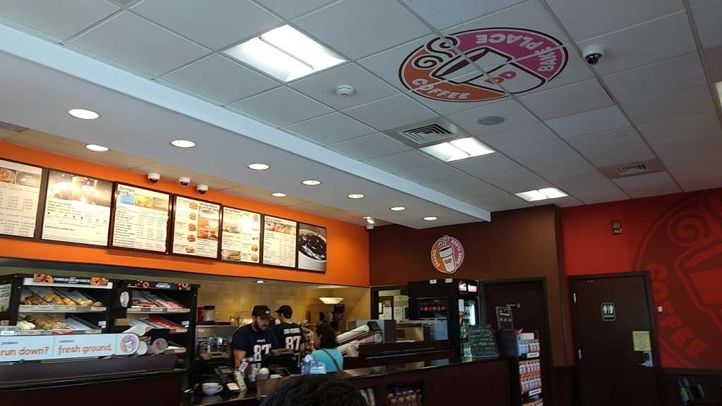 Dunkin | 17 Railroad Ave, Rockport, MA 01966, USA | Phone: (978) 546-1603