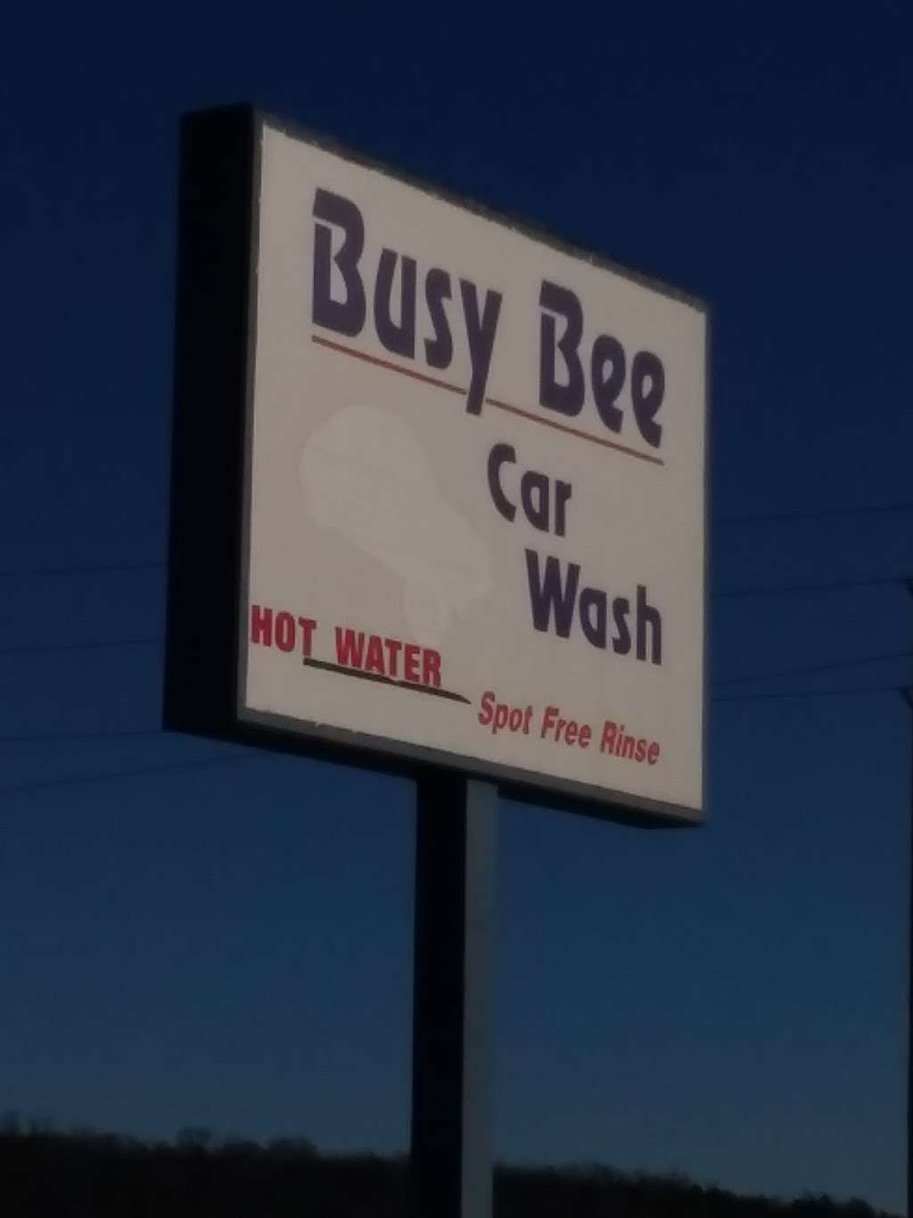 Busy Bee Car Wash, 104 Rd, Perry, KS 66073, USA