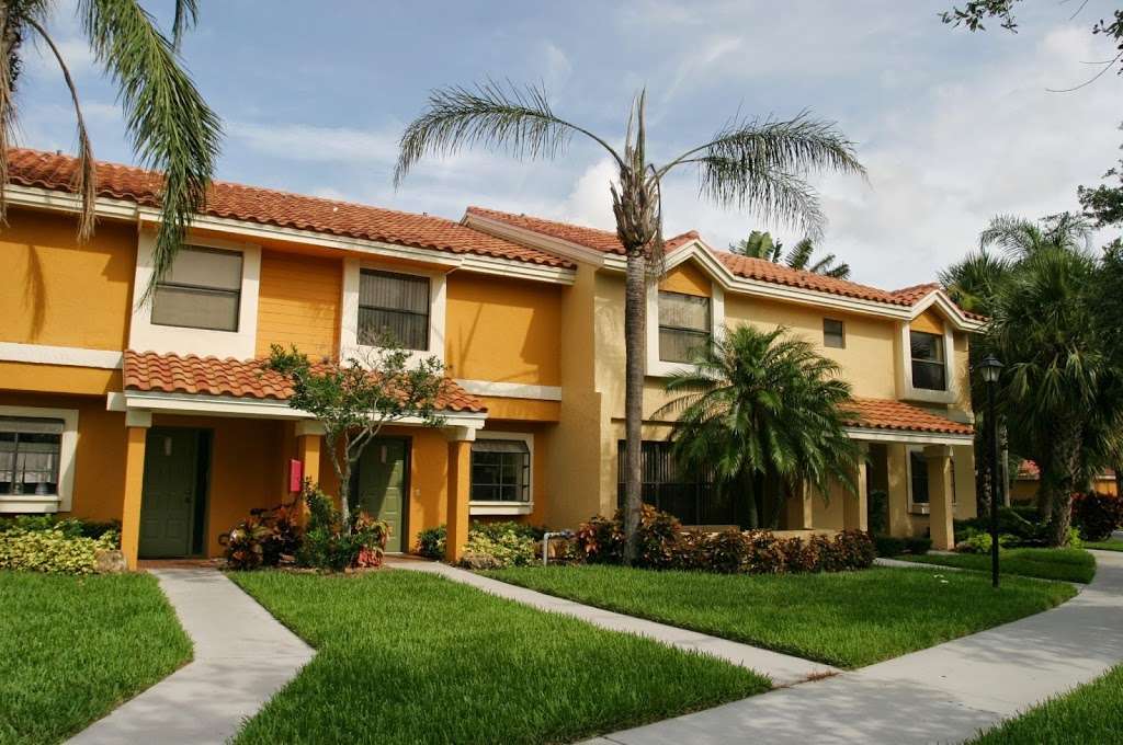 Forest Pointe | 3800 Coral Tree Cir, Coconut Creek, FL 33073, USA | Phone: (954) 956-9561