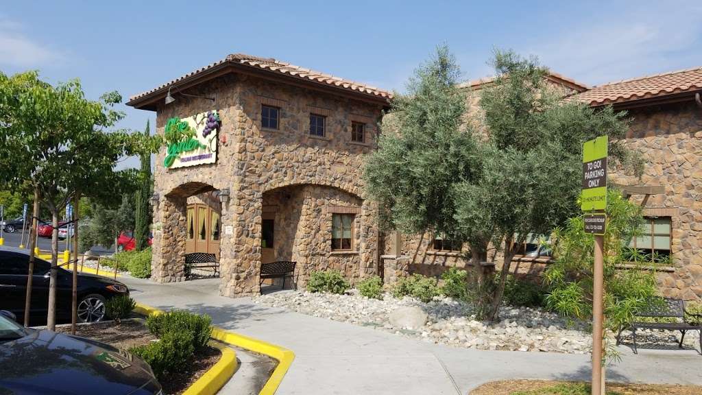 Olive Garden Italian Restaurant | 1866 Montebello Town Center, Montebello, CA 90640, USA | Phone: (323) 721-1320