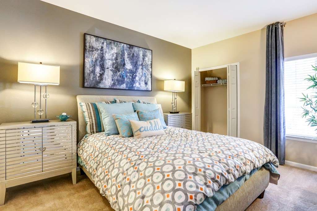 Skyecrest Apartments | 7846 W Mansfield Pkwy, Lakewood, CO 80235, USA | Phone: (303) 984-1940