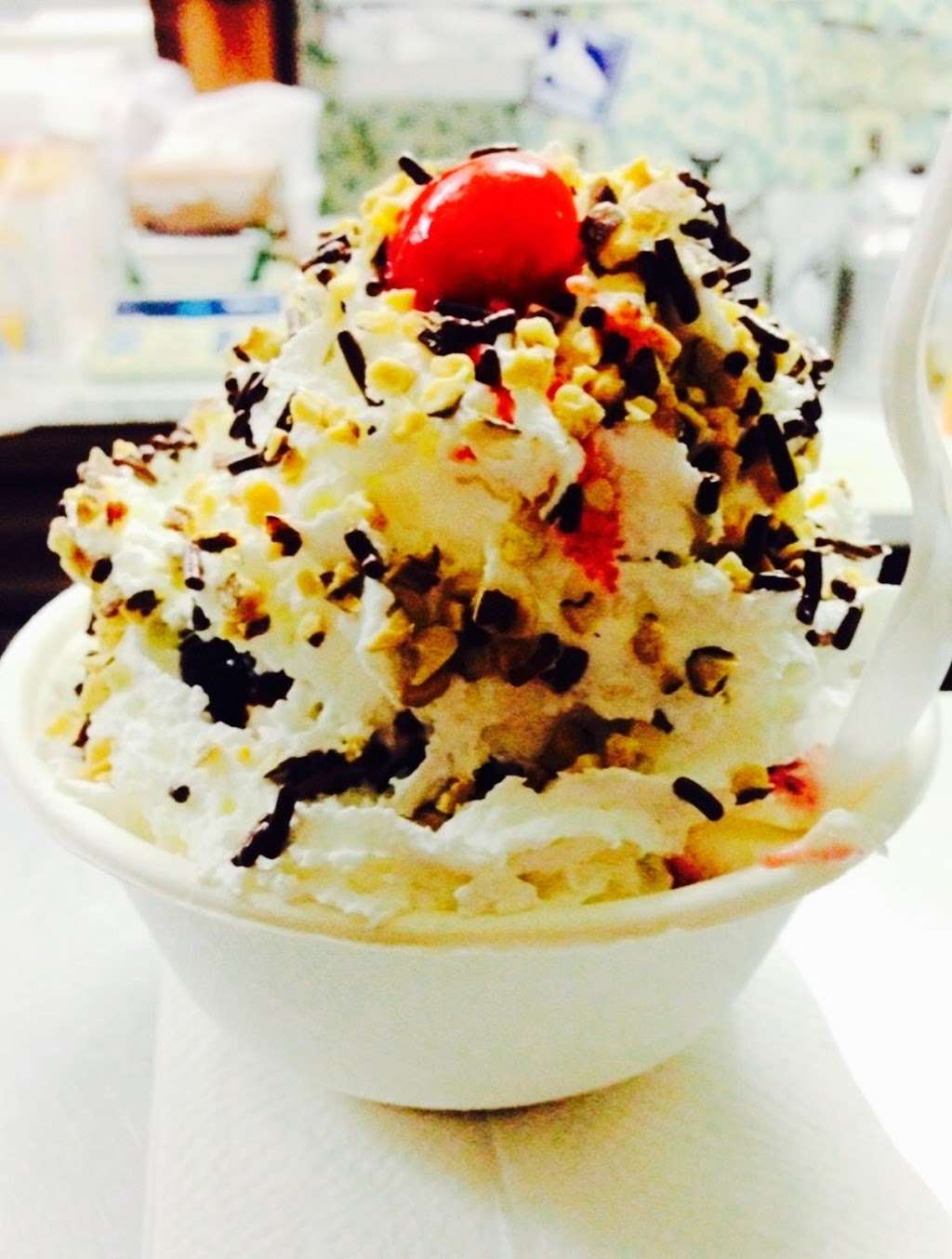 Clancys Ice Cream Parlour | 1234 Manor Blvd, San Leandro, CA 94579, USA | Phone: (510) 556-4105