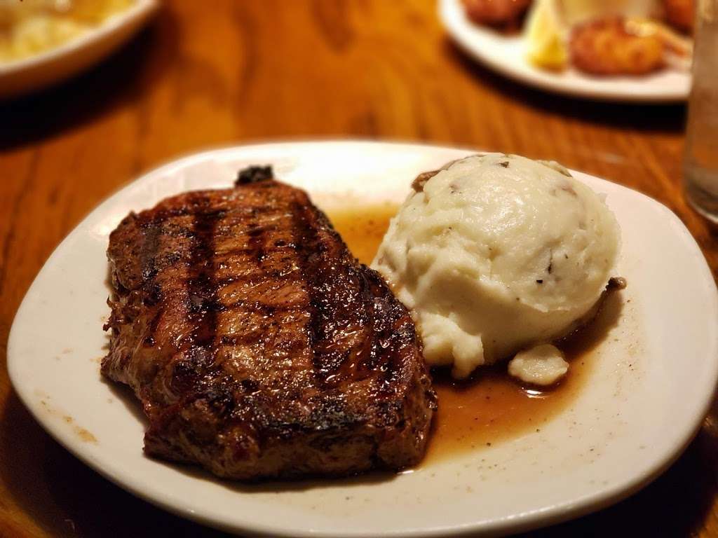 Outback Steakhouse | 191 Berdan Ave, Wayne, NJ 07470 | Phone: (973) 305-8383