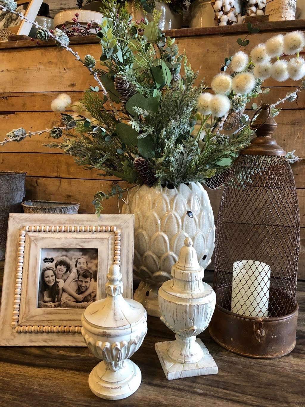 Vintage Vines | 805 Main St, Trenton, MO 64683 | Phone: (660) 654-4090