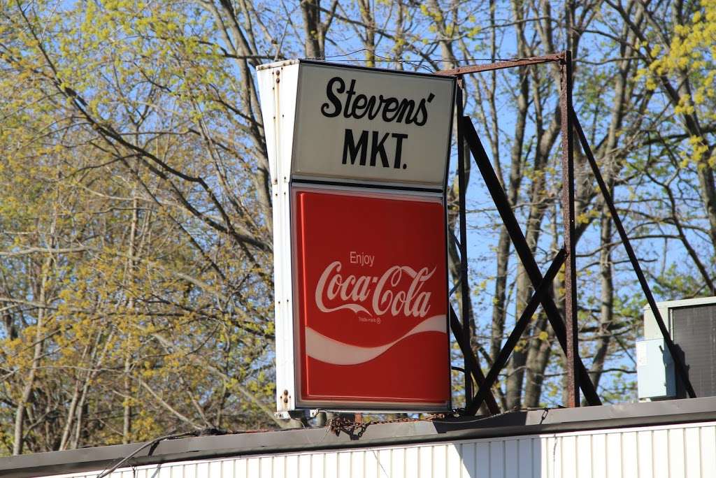 Stevens Market | 205 Smith St, North Attleborough, MA 02760, USA | Phone: (508) 695-1023