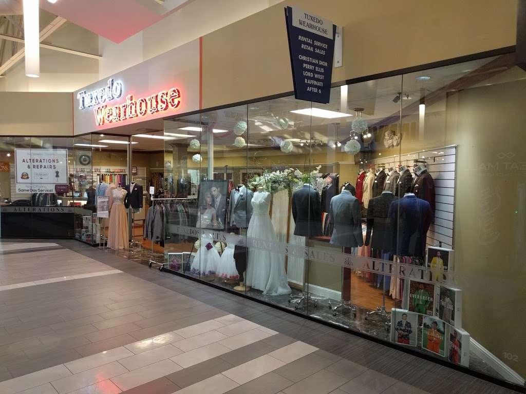 Tuxedo Wearhouse | 102 Great Mall Dr, Milpitas, CA 95035, USA | Phone: (408) 946-4684