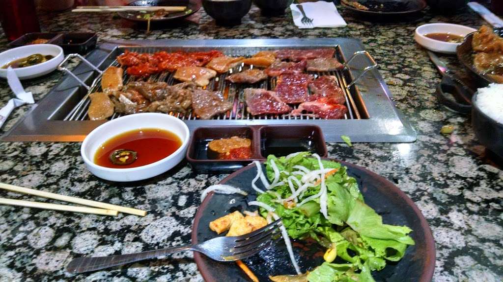 Gogi House | 26524 Bouquet Canyon Rd, Santa Clarita, CA 91350 | Phone: (661) 263-0048