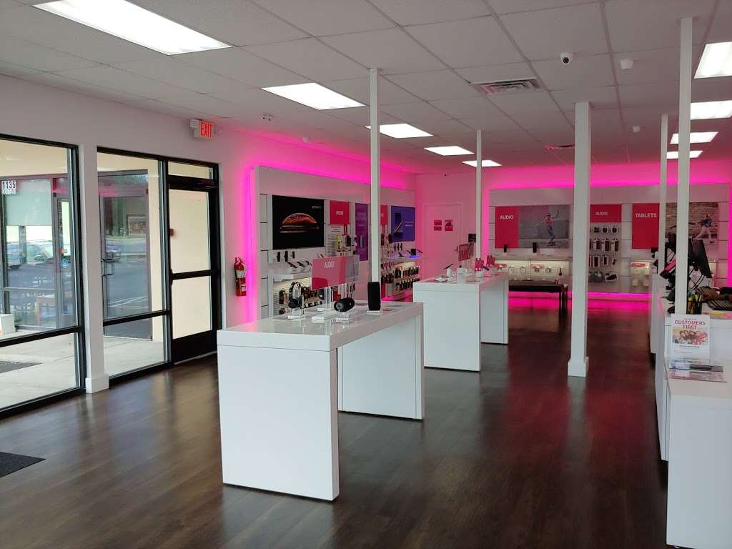 T-Mobile | 1135 S Salisbury Blvd, Salisbury, MD 21801, USA | Phone: (410) 572-4667