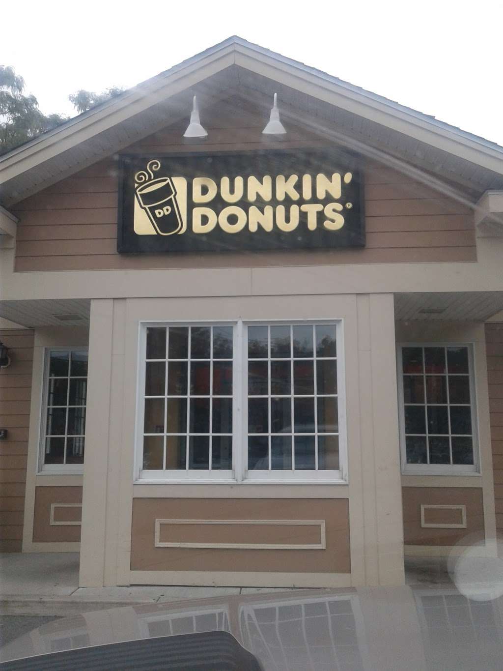 Dunkin | 367 Boston St, Topsfield, MA 01983, USA | Phone: (978) 887-3335