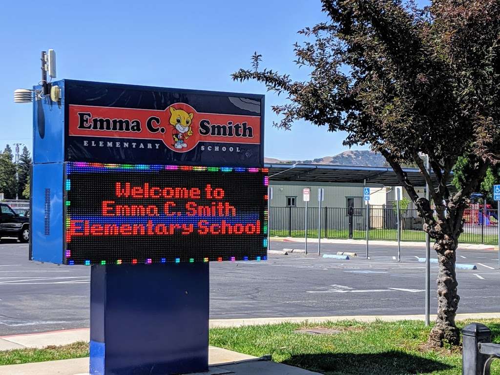 Emma C Smith Elementary School | 391 Ontario Dr, Livermore, CA 94550, USA | Phone: (925) 606-4750