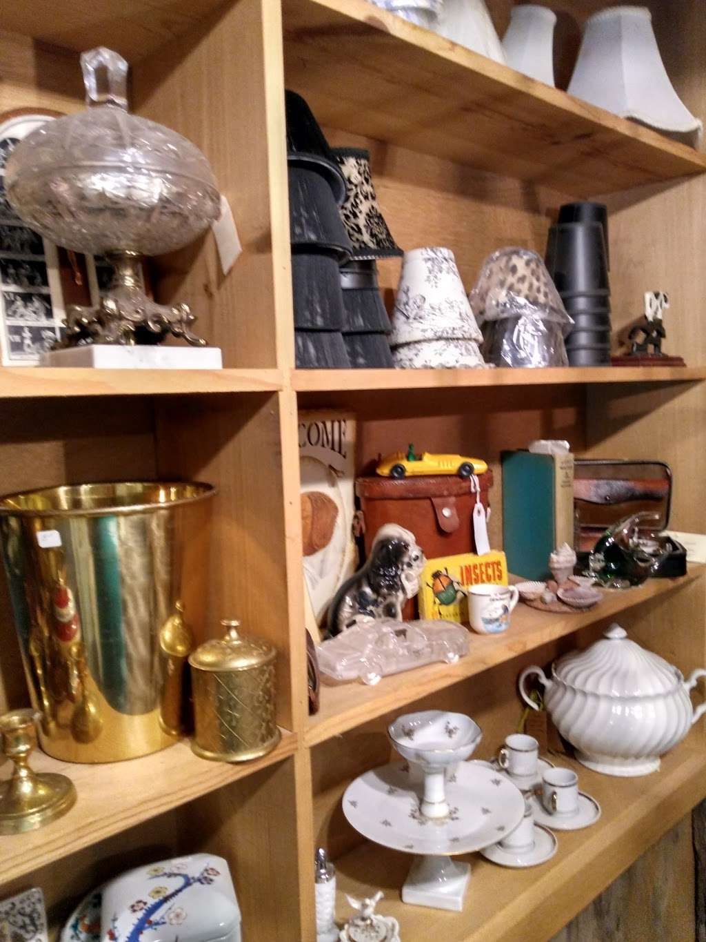 Chelsea Forge Antiques & Design | 118 County Rd 627, Phillipsburg, NJ 08865, USA | Phone: (908) 995-4300