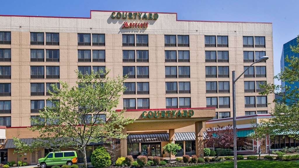 Courtyard by Marriott Secaucus Meadowlands | 455 Harmon Meadow Blvd, Secaucus, NJ 07094, USA | Phone: (201) 617-8888