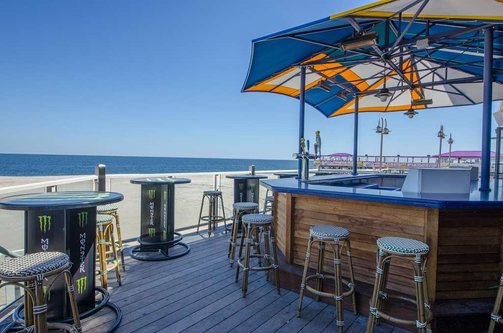 Jenkinsons Pavillion Bar and Restaurant | 300-308 Beach Front, Point Pleasant Beach, NJ 08742, USA | Phone: (732) 899-0569