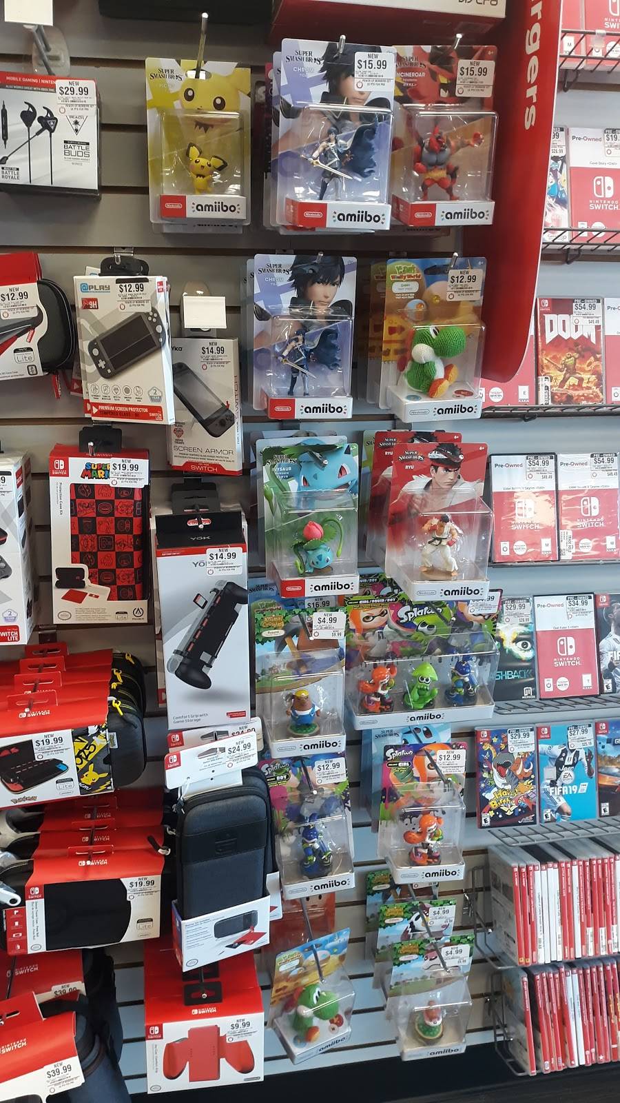 GameStop | 8635 Blanding Blvd #203, Jacksonville, FL 32244, USA | Phone: (904) 771-5165