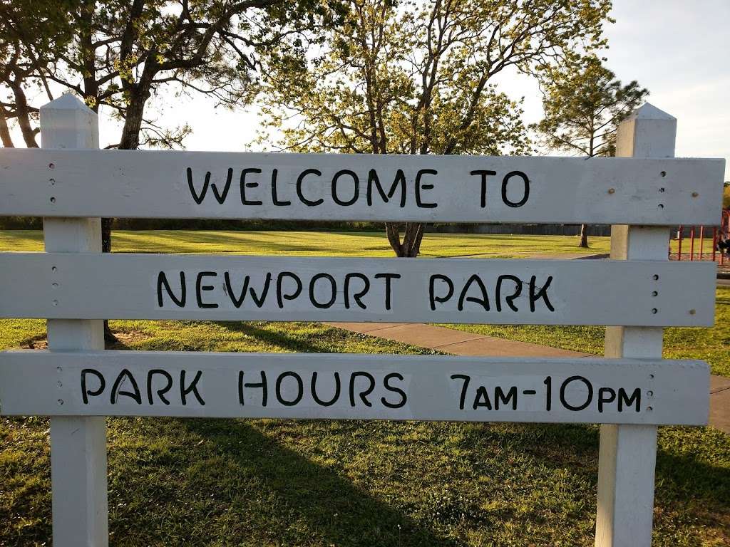 Newport Park | 2398 Colonial Ct N, League City, TX 77573, USA | Phone: (281) 554-1180