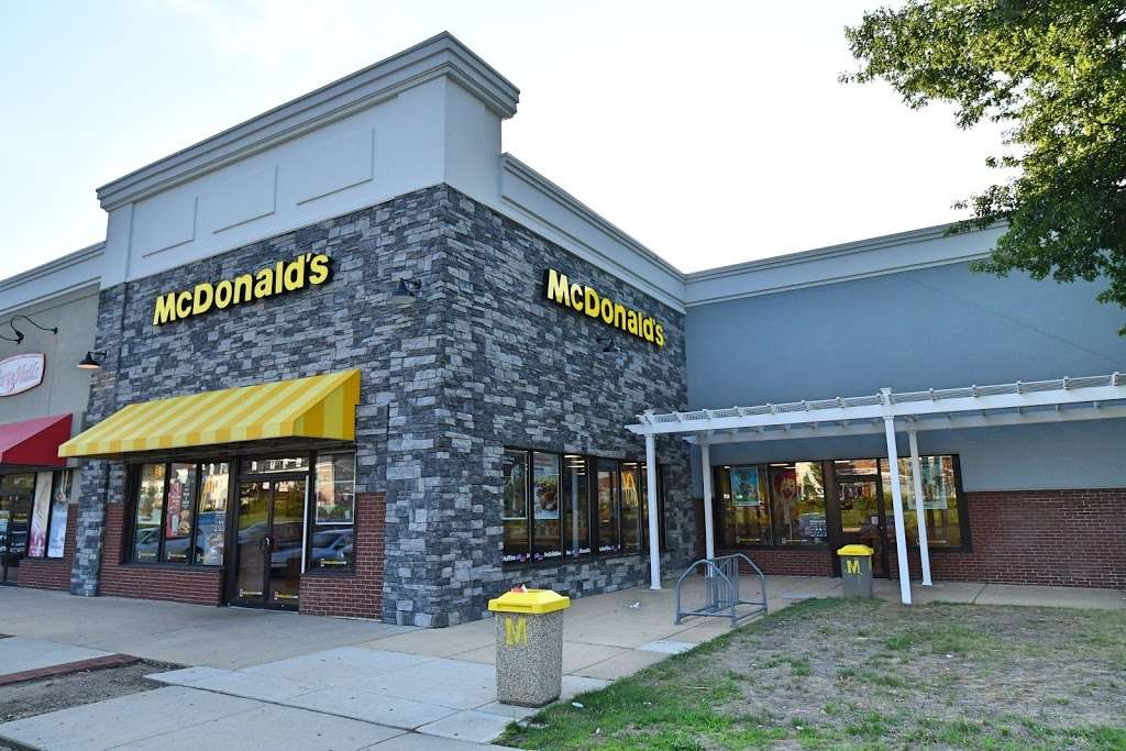 McDonalds | 10 Schalks Crossing Rd, Plainsboro Township, NJ 08536 | Phone: (609) 897-0190