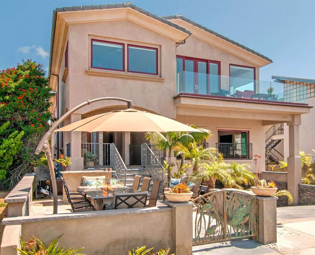 Carlsbad Beach Rental by the day | 4016 Garfield St, Carlsbad, CA 92008, USA | Phone: (619) 977-0600