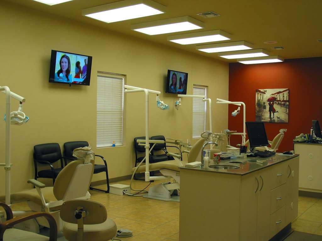 UC Smiles Orthodontics | 106 Rose Garden Dr, Universal City, TX 78148, USA | Phone: (210) 658-2251