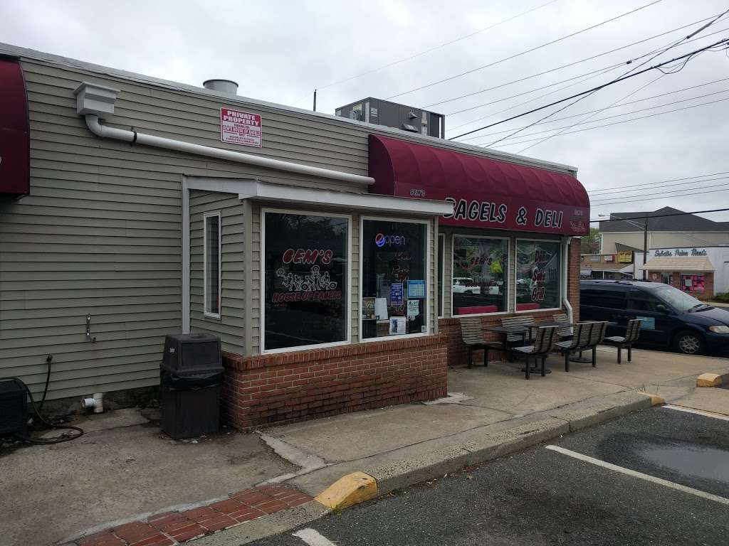 Gems House of Bagels | 106 Leonardville Rd, Belford, NJ 07718, USA | Phone: (732) 471-1550