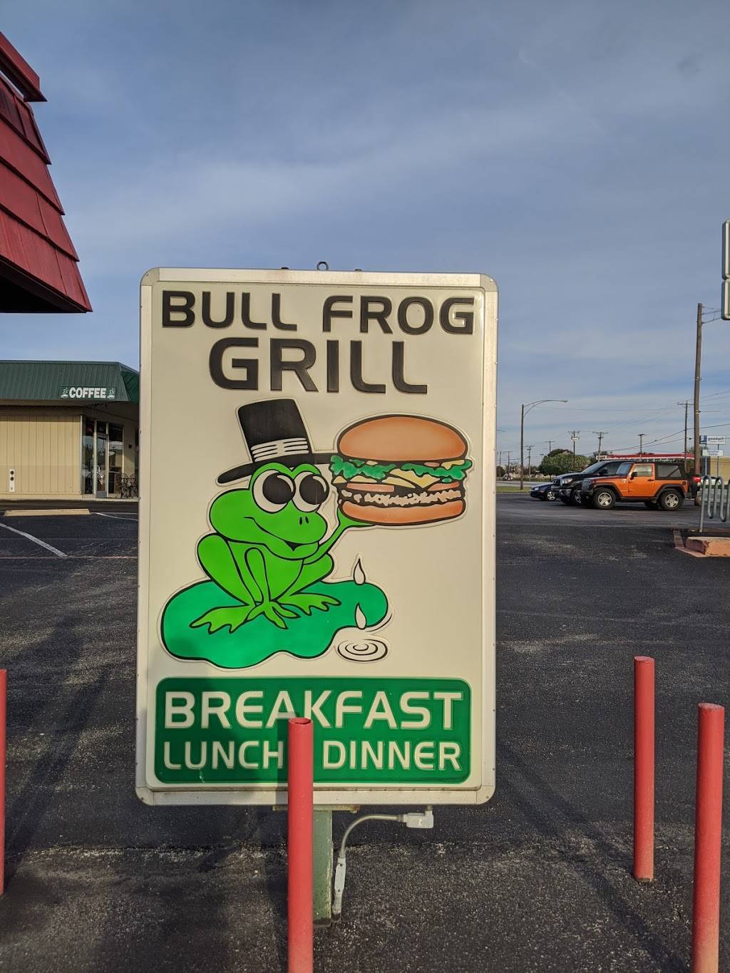 Bullfrog Grill | 6700 Azle Ave, Fort Worth, TX 76135, USA | Phone: (817) 237-9111