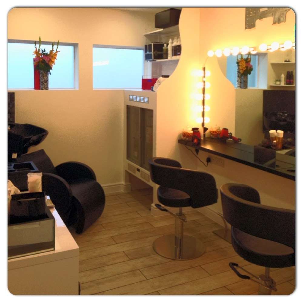 St Albans Hair + Makeup | 50 Barnfield Rd, St Albans AL4 9UU, UK | Phone: 07771 761666