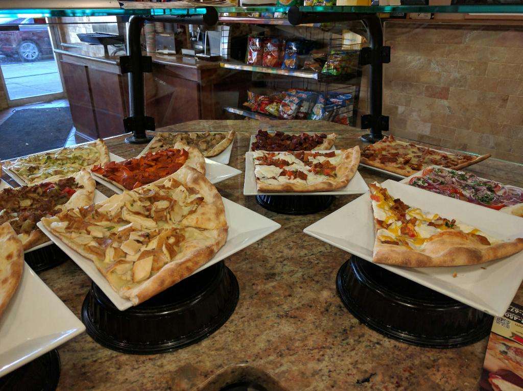 Master Pizza Union, N.J. | 2704 Morris Ave, Union, NJ 07083, USA | Phone: (908) 964-4600