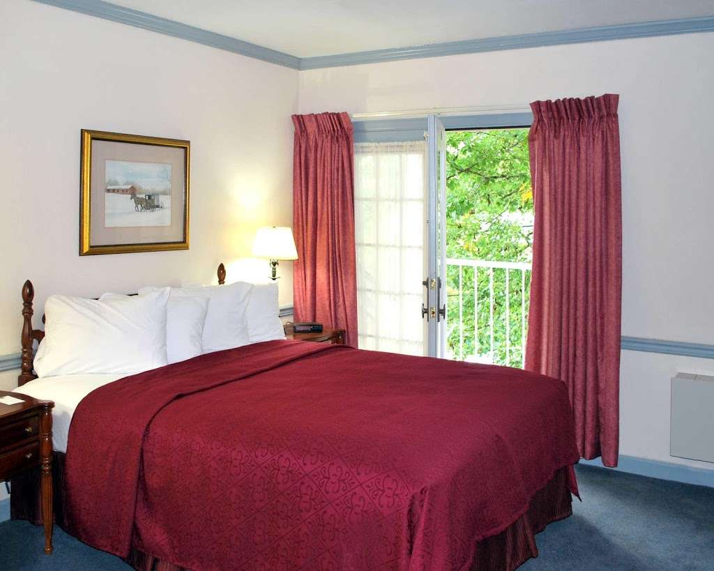 Rodeway Inn & Suites Myerstown - Lebanon | 411 N College St, Myerstown, PA 17067, USA | Phone: (717) 866-6536