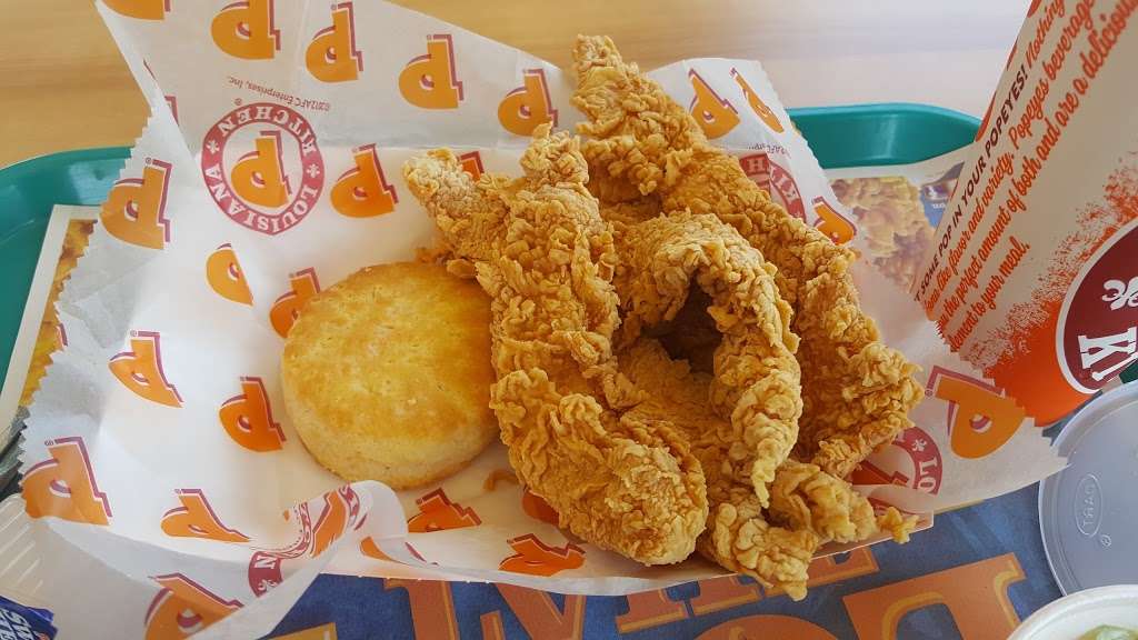 Popeyes Louisiana Kitchen | 1320 W Baseline Rd, Rialto, CA 92376, USA | Phone: (909) 421-1234