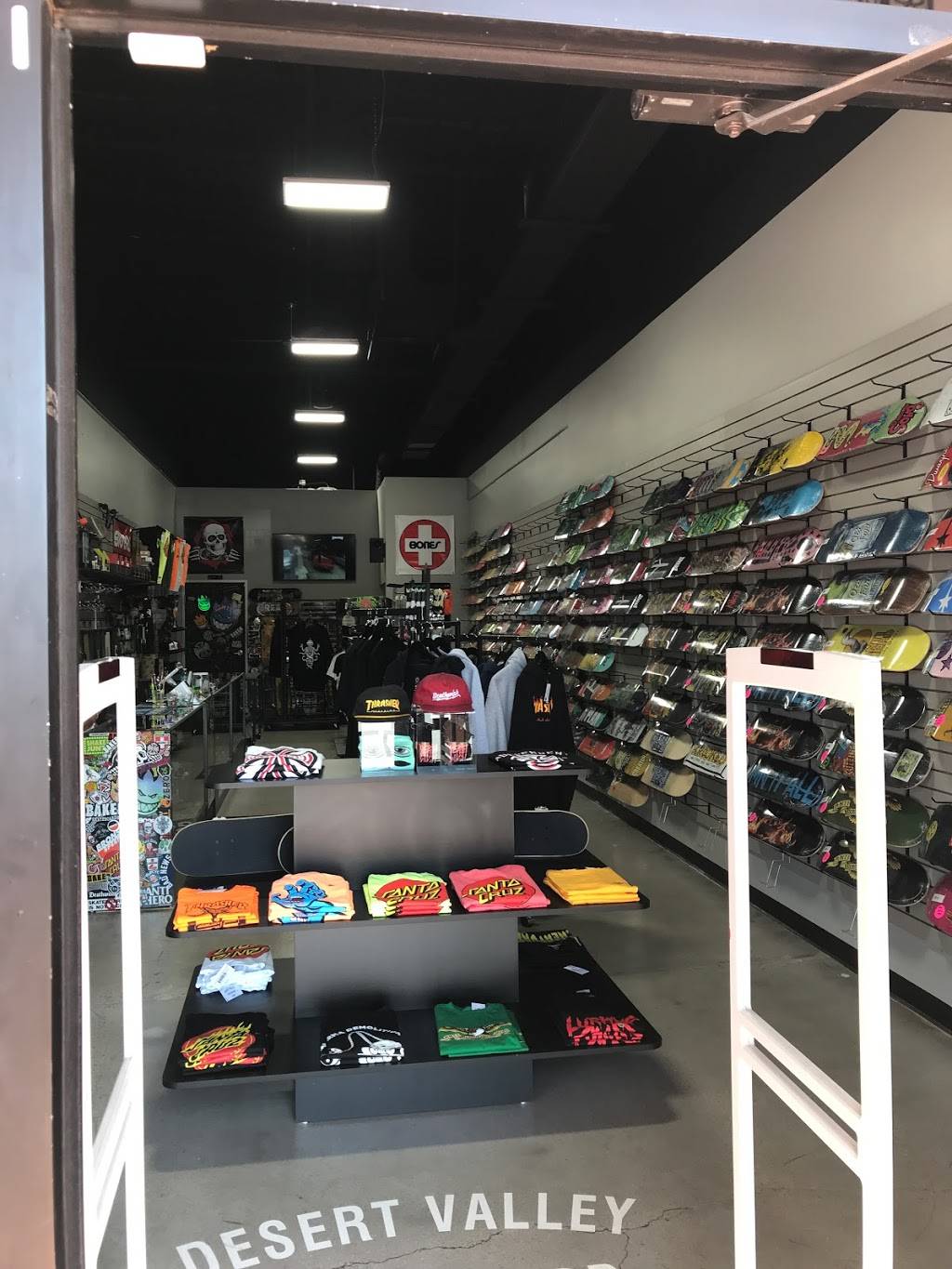 Desert Valley Skateboard Shop | 2820 S Alma School Rd Suite 9, Chandler, AZ 85286, USA | Phone: (480) 597-6564