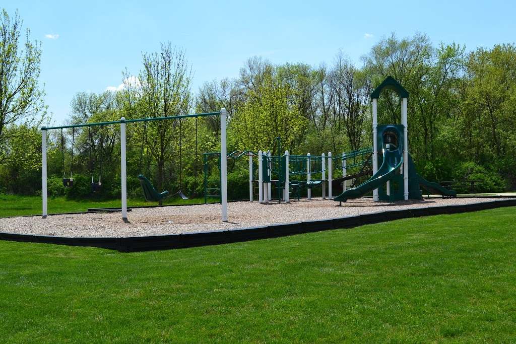 Chestnut Pointe Park | 3037 Chestnut Pointe Dr, New Lenox, IL 60451 | Phone: (815) 485-3584