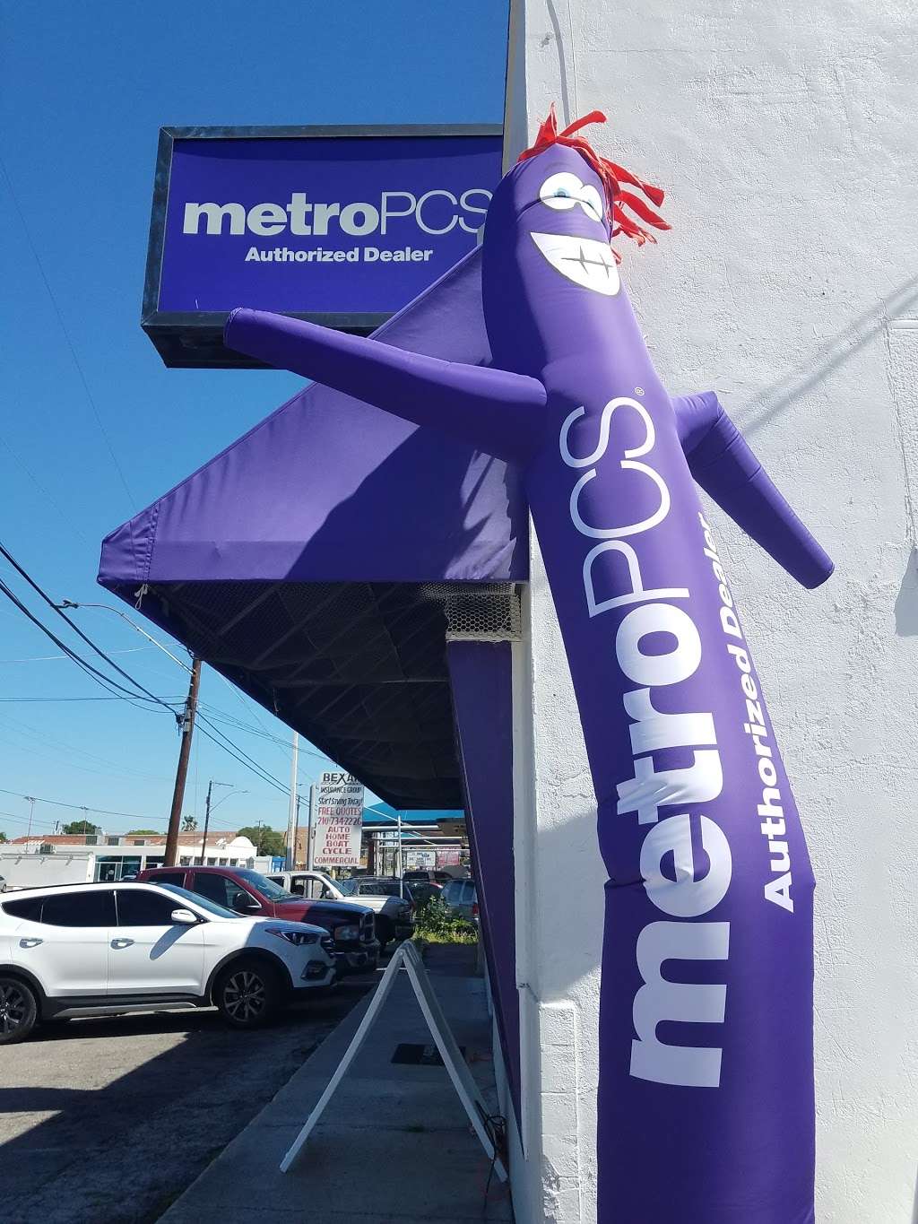 Metro by T-Mobile | 4402 San Pedro Ave, San Antonio, TX 78212, USA | Phone: (210) 988-5436