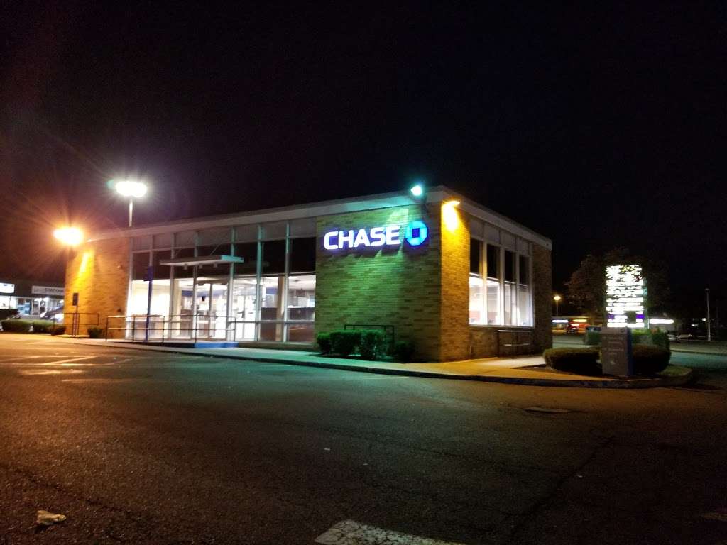 Chase Bank | 269 N Main St, Spring Valley, NY 10977, USA | Phone: (845) 356-3360