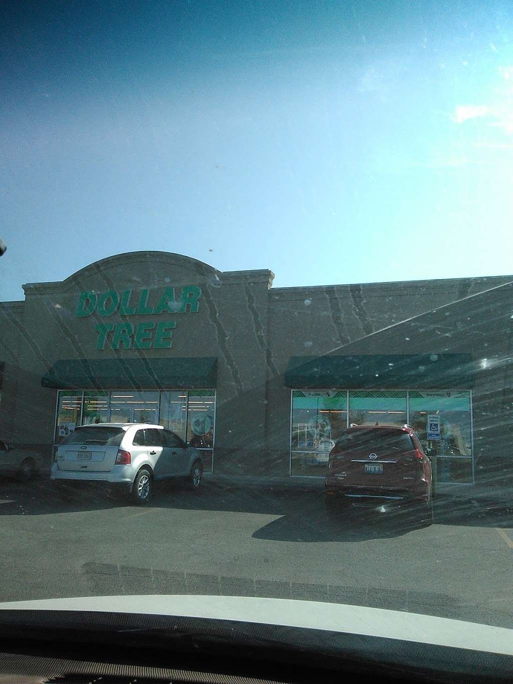 Dollar Tree | 1620 W Reynolds St, Pontiac, IL 61764, USA | Phone: (815) 867-4060