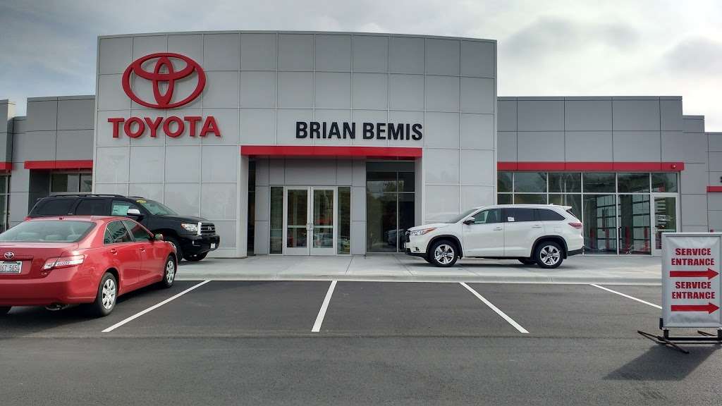 Toyota of DeKalb | 1890 Sycamore Rd, DeKalb, IL 60115, USA | Phone: (815) 748-7300